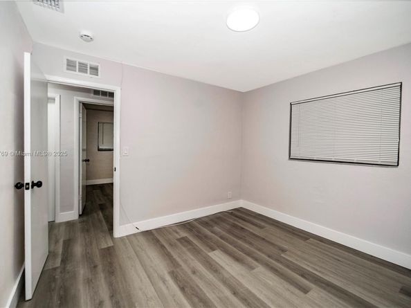 6620 Charleston St, Hollywood FL 33024