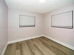 6620 Charleston St, Hollywood FL 33024