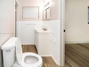 6620 Charleston St, Hollywood FL 33024