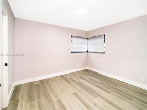 6620 Charleston St, Hollywood FL 33024