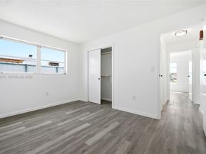 9241 Sunset Strip, Sunrise FL 33322