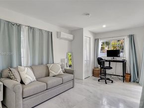 1311 Pierce St, Hollywood FL 33019