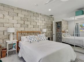 1311 Pierce St, Hollywood FL 33019