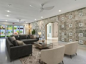 1311 Pierce St, Hollywood FL 33019