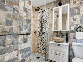 1311 Pierce St, Hollywood FL 33019