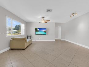 4200 NW 2nd St, Plantation FL 33317
