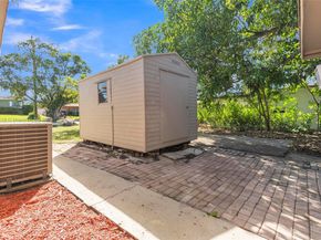 4200 NW 2nd St, Plantation FL 33317