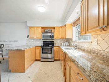 4200 NW 2nd St