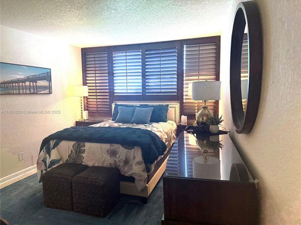 2731 NE 14th St Cswy 502, Pompano Beach FL 33062