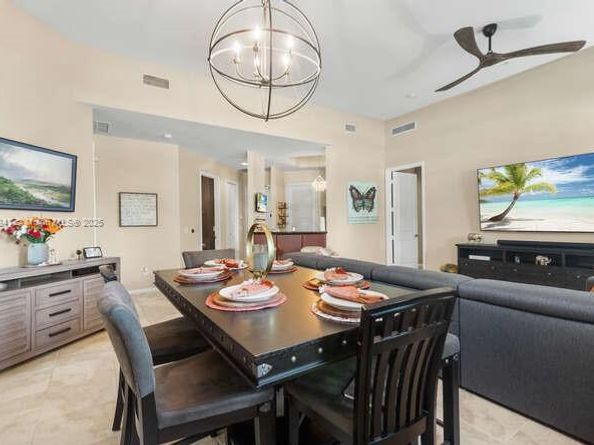 403 S Sapodilla Ave 104, West Palm Beach FL 33401