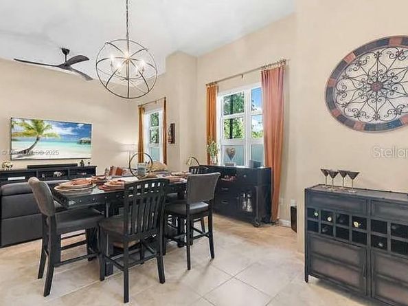 403 S Sapodilla Ave 104, West Palm Beach FL 33401