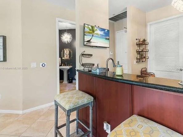 403 S Sapodilla Ave 104, West Palm Beach FL 33401