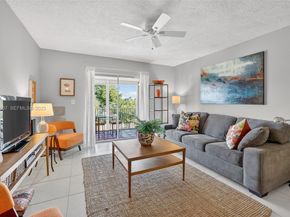 257 S Cypress Rd 436, Pompano Beach FL 33060