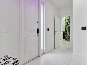 421 NW 17th St, Fort Lauderdale FL 33311