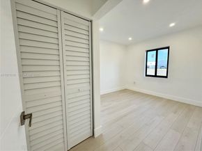 2501 NW 151st St, Miami Gardens FL 33054