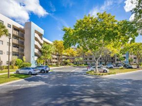 Undisclosed Address #A11941279, Pembroke Pines FL 33026