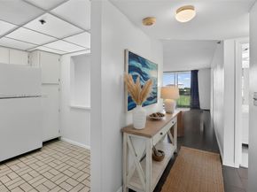 3300 W Rolling Hills Cir 606, Davie FL 33328