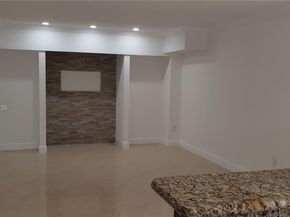 11242 SW 62nd Ln, Miami FL 33173