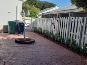 11242 SW 62nd Ln, Miami FL 33173