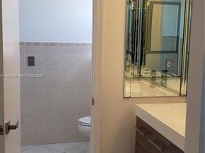 11242 SW 62nd Ln, Miami FL 33173