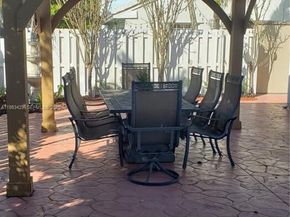 11242 SW 62nd Ln, Miami FL 33173