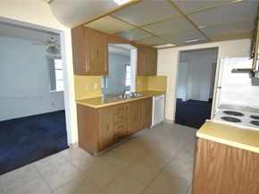 1301 Campanelli Dr, Plantation FL 33322