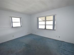 1301 Campanelli Dr, Plantation FL 33322