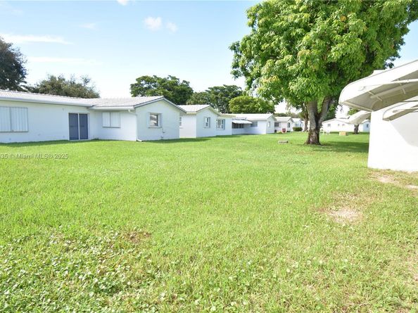 1301 Campanelli Dr, Plantation FL 33322