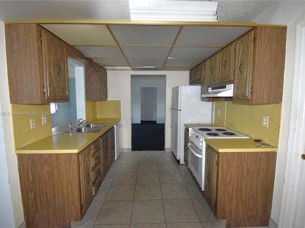 1301 Campanelli Dr, Plantation FL 33322