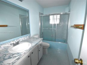 1301 Campanelli Dr, Plantation FL 33322