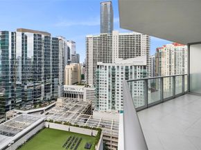 1300 Brickell Bay Dr 2402, Miami FL 33131