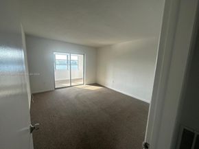 18700 NE 3rd Ct 626, Miami FL 33179