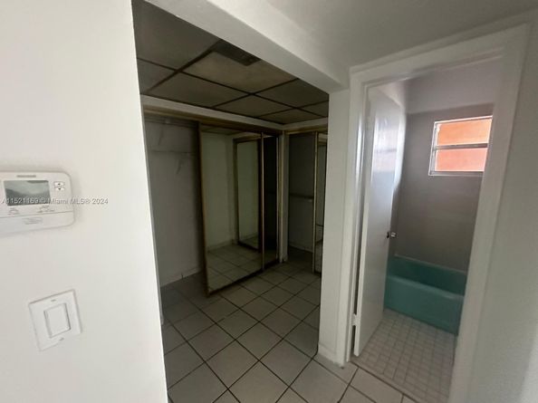 18700 NE 3rd Ct 626, Miami FL 33179