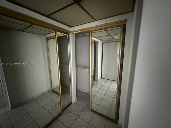18700 NE 3rd Ct 626, Miami FL 33179
