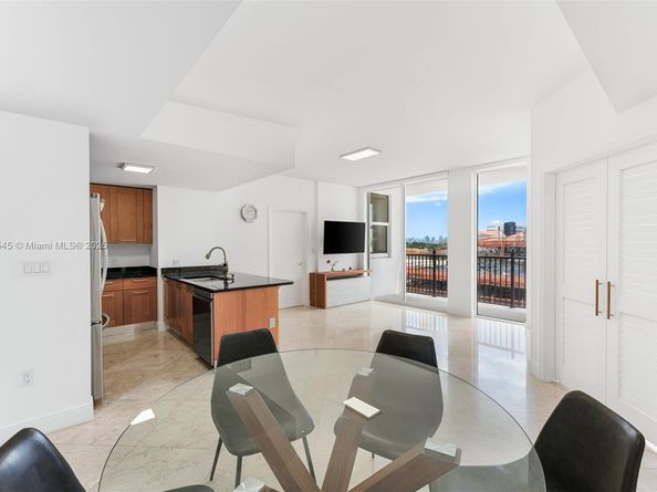 4100 Salzedo St 601, Coral Gables FL 33146
