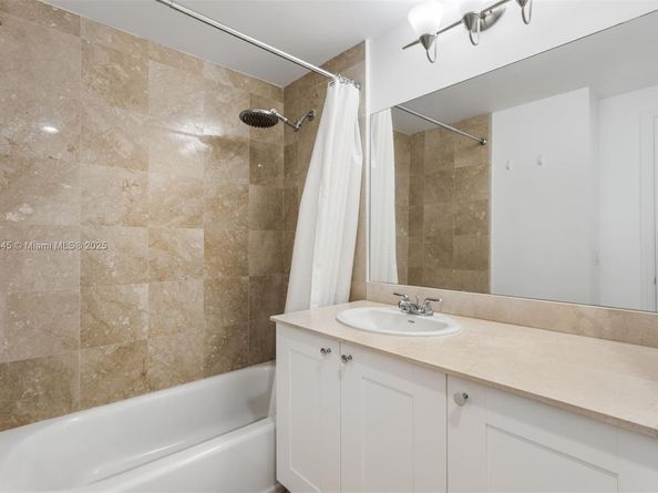 4100 Salzedo St 601, Coral Gables FL 33146