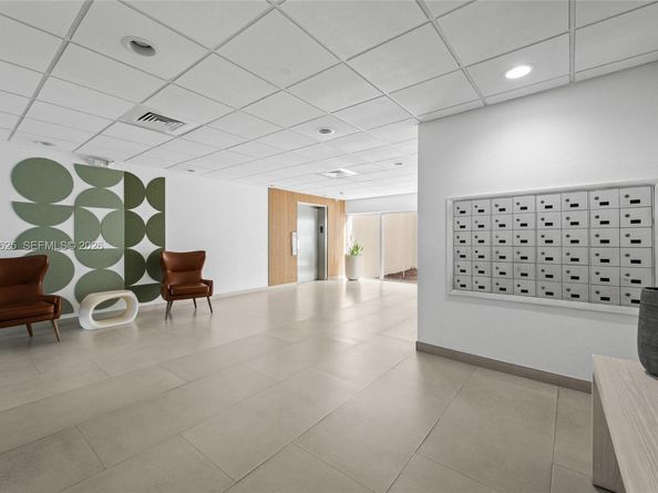 1665 Bay Rd 518, Miami Beach FL 33139