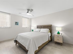 1665 Bay Rd 518, Miami Beach FL 33139