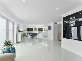 1903 Bay Dr, Pompano Beach FL 33062