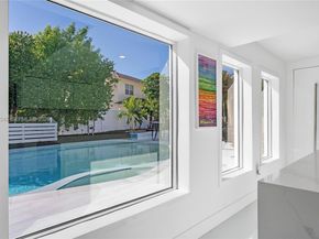 1903 Bay Dr, Pompano Beach FL 33062