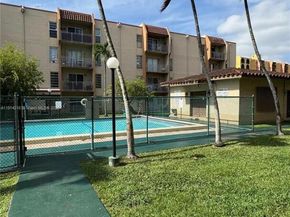 4713 NW 7th St, Miami FL 33126