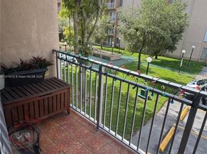 4713 NW 7th St, Miami FL 33126