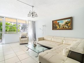 251 174 107, Sunny Isles Beach FL 33160