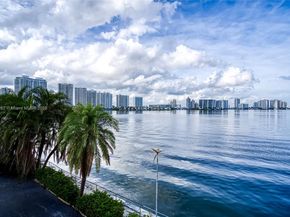 251 174 107, Sunny Isles Beach FL 33160
