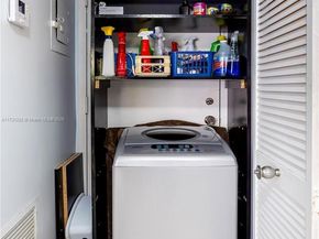 251 174 107, Sunny Isles Beach FL 33160