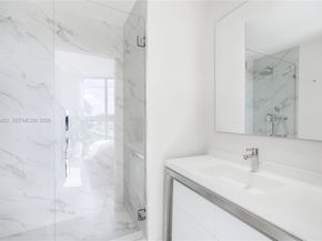 2000 Metropica Way 203, Sunrise FL 33323