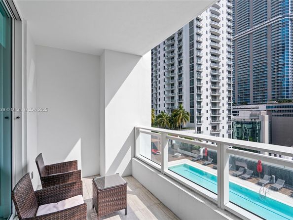 1080 Brickell Ave 1502, Miami FL 33131
