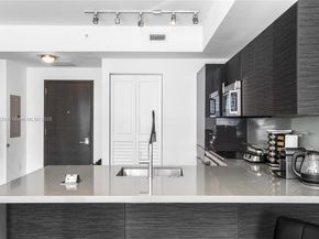 1080 Brickell Ave 1502, Miami FL 33131