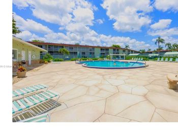 3000 Springdale Blvd