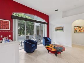 8752 NW 75th Ct, Tamarac FL 33321